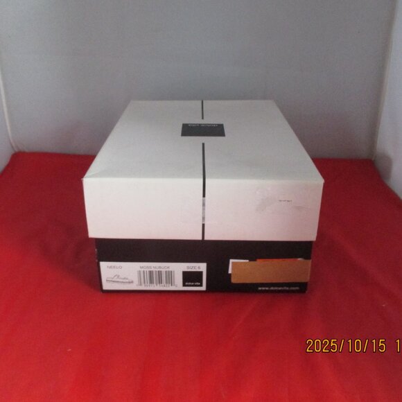 Dolce Vita Neelo Lug Footbed Sandals $120 - US Size 6 - Moss Nubuck - 1385 - Picture 10 of 11